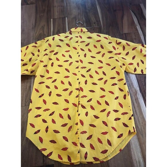 PASTA Crazy 80s Yellow Red Lips Button-Up Shirt Sz Small RARE Lipstick y2k VGT - Picture 9 of 9